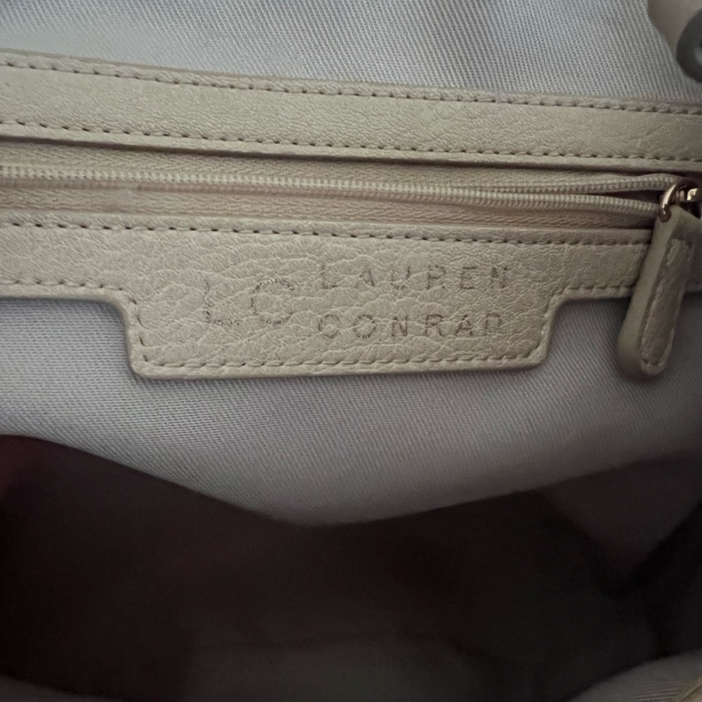 LC Backpack - Picture 3 of 4